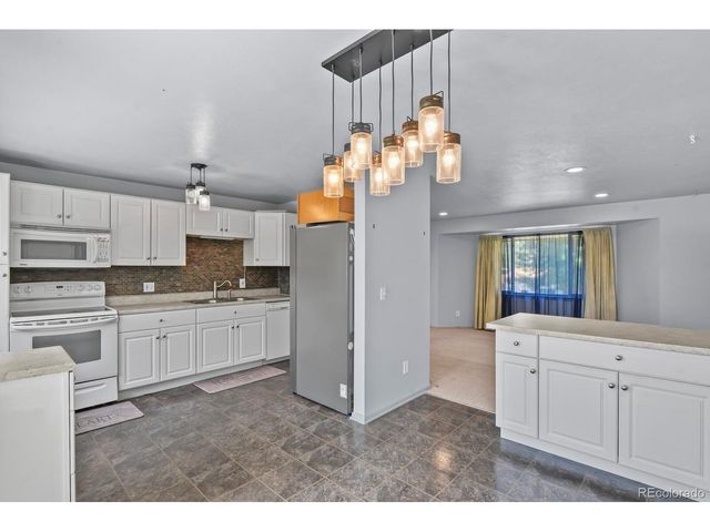 7500 W Bails Ave, Lakewood, CO 80232
