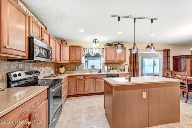 3272 Wreath Street, Melbourne, FL 32904