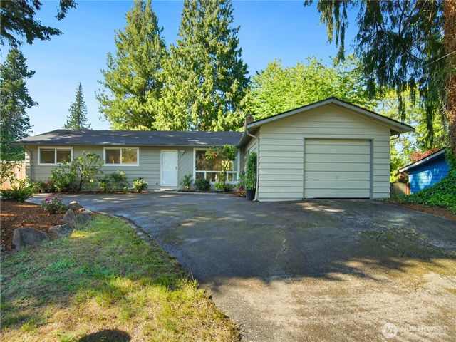 7825 189th Place SW, Edmonds, WA 98026