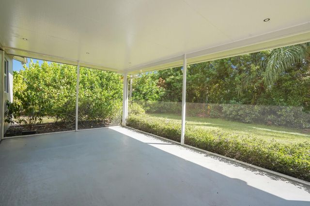 9540 Richmond Circle, Boca Raton, FL 33434
