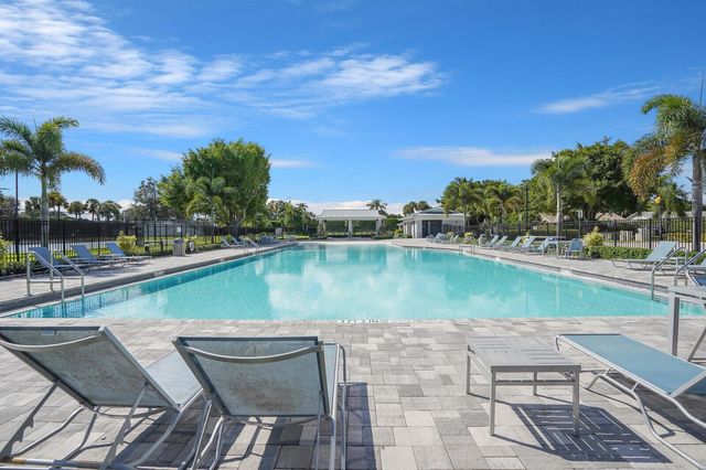 9540 Richmond Circle, Boca Raton, FL 33434