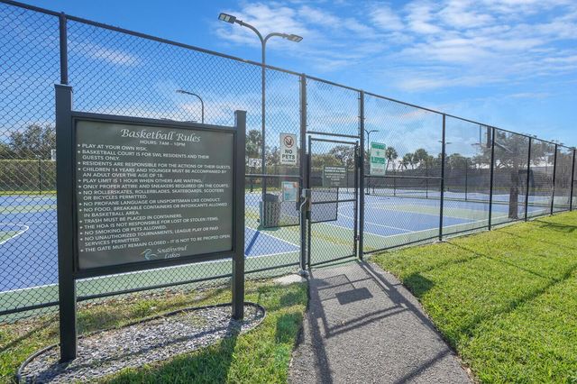 9540 Richmond Circle, Boca Raton, FL 33434