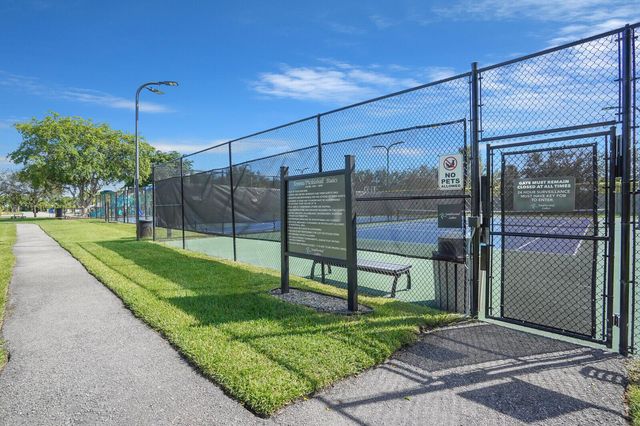 9540 Richmond Circle, Boca Raton, FL 33434