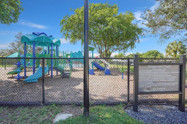 9540 Richmond Circle, Boca Raton, FL 33434