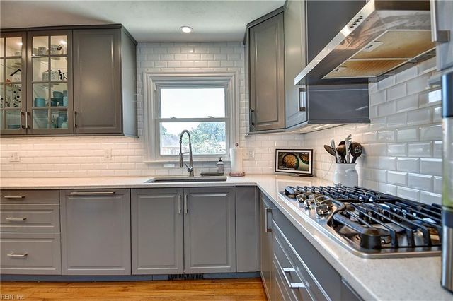 1537 Waterway CIR, Chesapeake, VA 23322