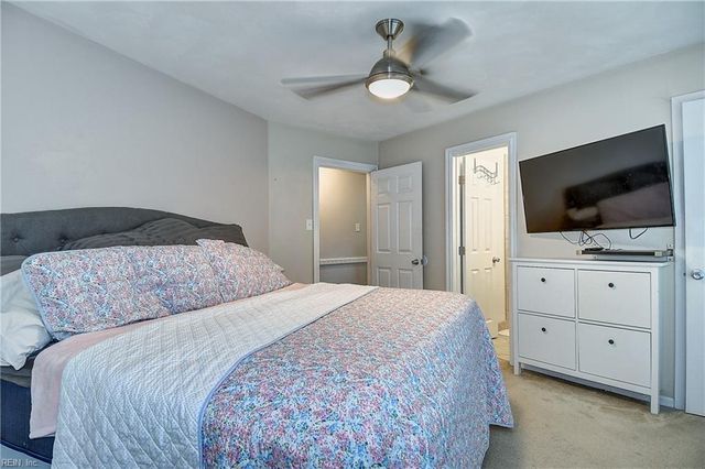 1537 Waterway CIR, Chesapeake, VA 23322