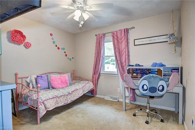 1537 Waterway CIR, Chesapeake, VA 23322