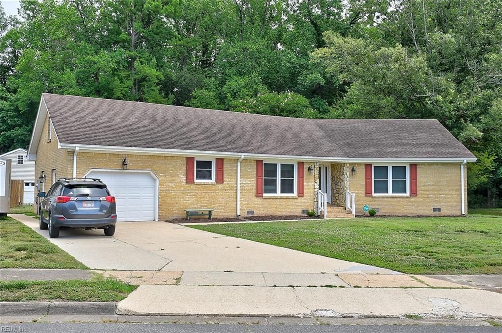 1537 Waterway CIR, Chesapeake, VA 23322