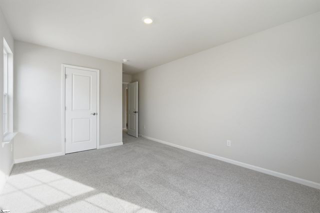402 Rivergarden Drive, Travelers Rest, SC 29690