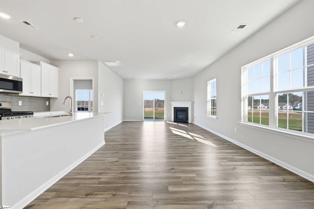 402 Rivergarden Drive, Travelers Rest, SC 29690