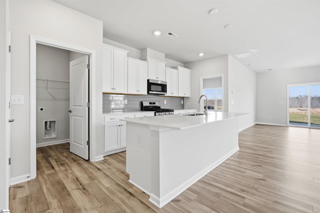 402 Rivergarden Drive, Travelers Rest, SC 29690