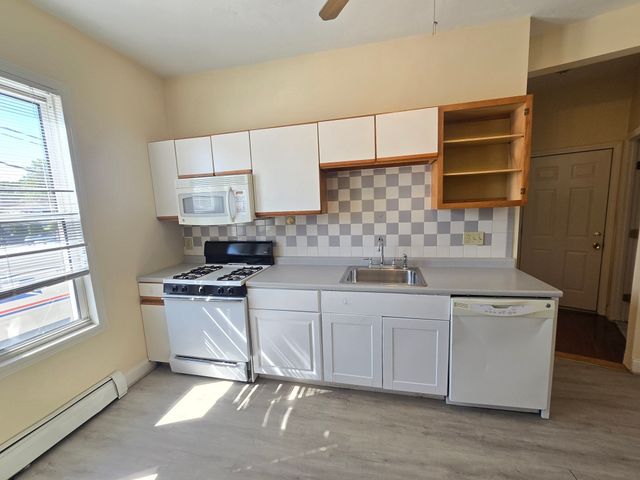 13 Bismarck St 1, Boston, MA 02130