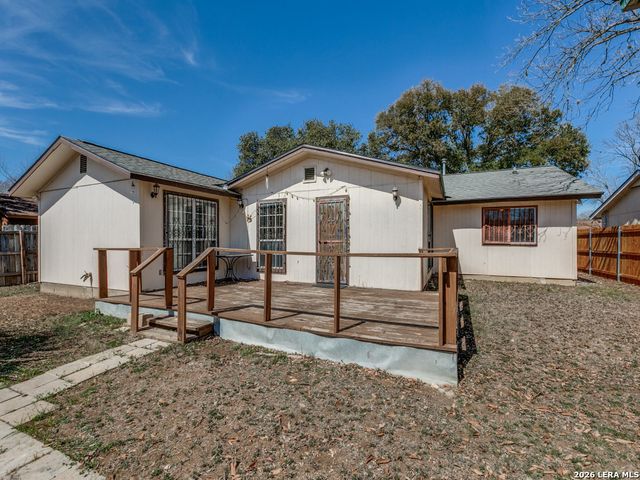 9334 Cliff Way St, San Antonio, TX 78250