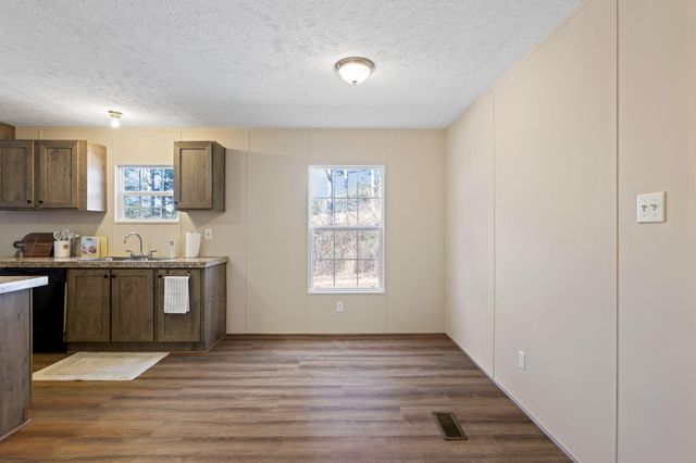 283 W Oakton Road, Lafayette, GA 30728