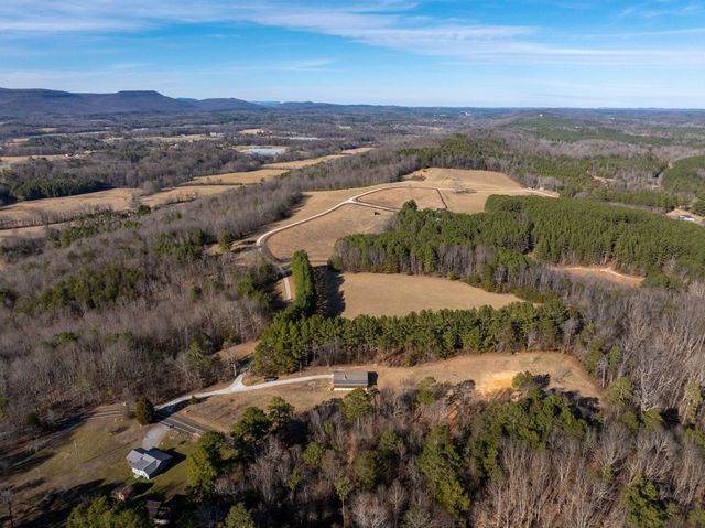 283 W Oakton Road, Lafayette, GA 30728