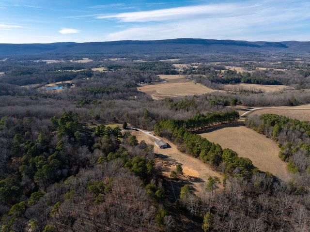 283 W Oakton Road, Lafayette, GA 30728