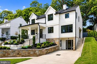 5023 FULTON ST NW, Washington, DC 20016