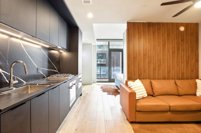 44 East Ave 2806, Austin, TX 78701