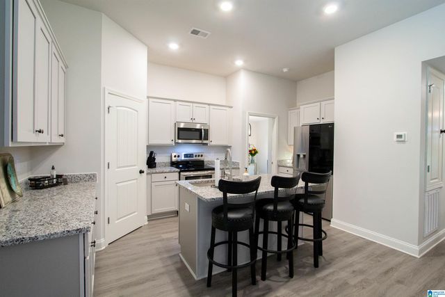 148 PURE LEAF DRIVE, Wilsonville, AL 35186