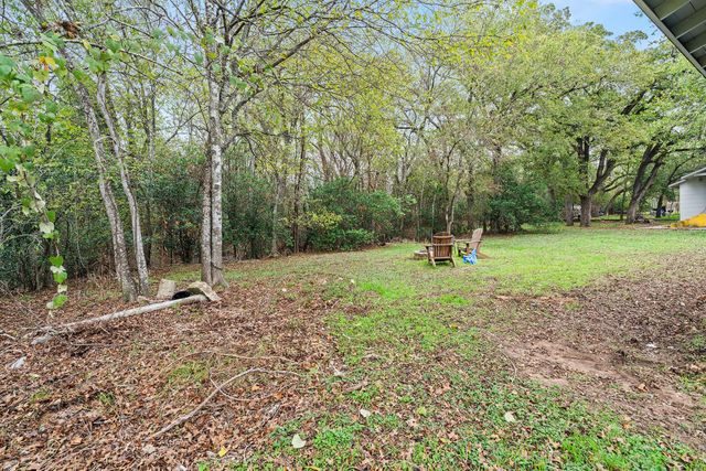 805 Hickory ST, Rockdale, TX 76567