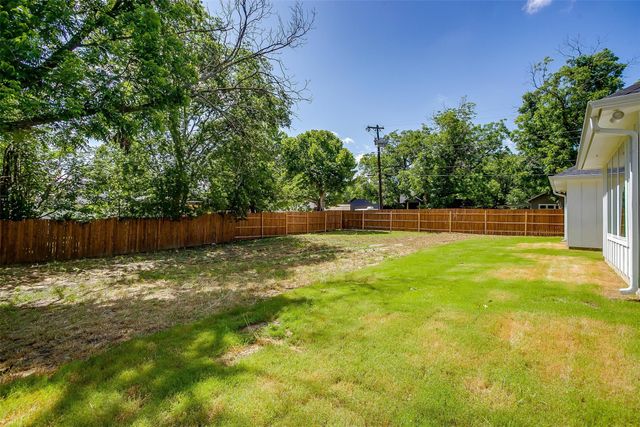 507 S 4th Street, Grandview, TX 76050
