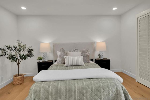 4135 Porte De Merano 144, San Diego, CA 92122