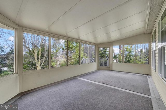 1216 WINDING OAK DR, York, PA 17403