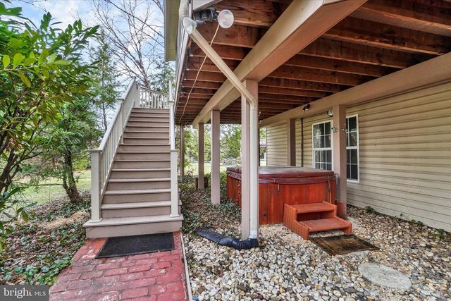 1216 WINDING OAK DR, York, PA 17403