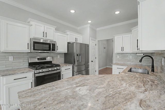 3802 Andreas Drive, Southaven, MS 38672