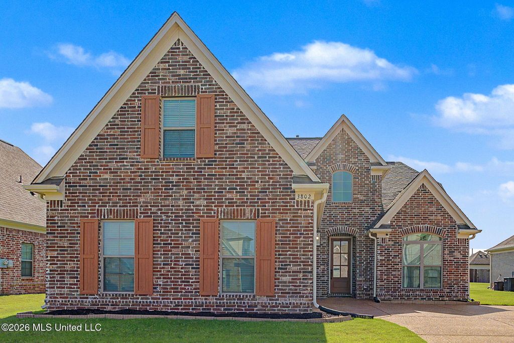 3802 Andreas Drive, Southaven, MS 38672