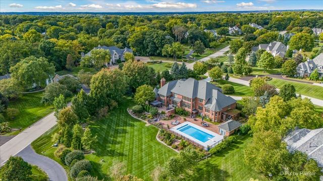 36W535 Hunters Gate Road, St. Charles, IL 60175