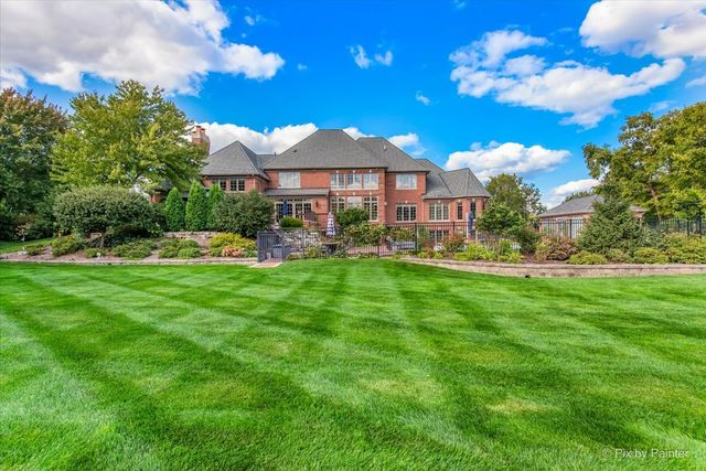 36W535 Hunters Gate Road, St. Charles, IL 60175