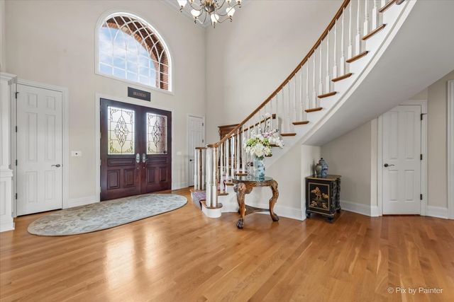 36W535 Hunters Gate Road, St. Charles, IL 60175