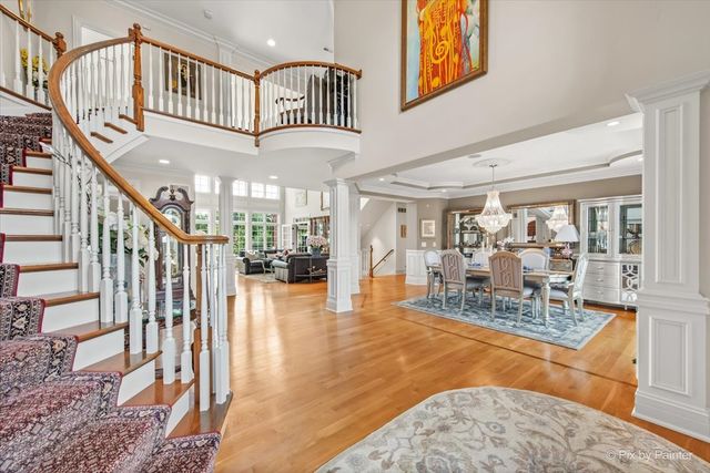 36W535 Hunters Gate Road, St. Charles, IL 60175