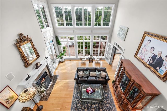36W535 Hunters Gate Road, St. Charles, IL 60175