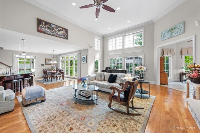 36W535 Hunters Gate Road, St. Charles, IL 60175
