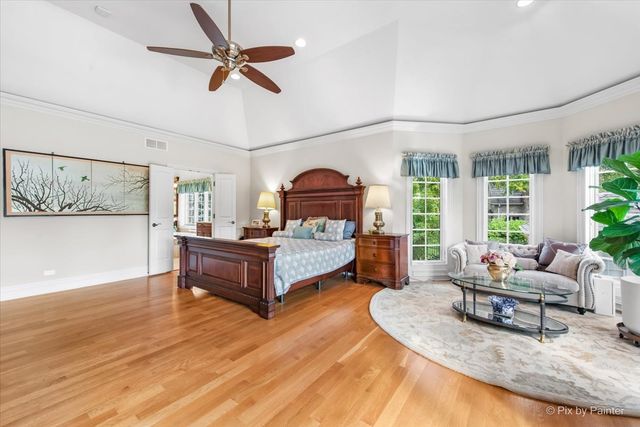 36W535 Hunters Gate Road, St. Charles, IL 60175
