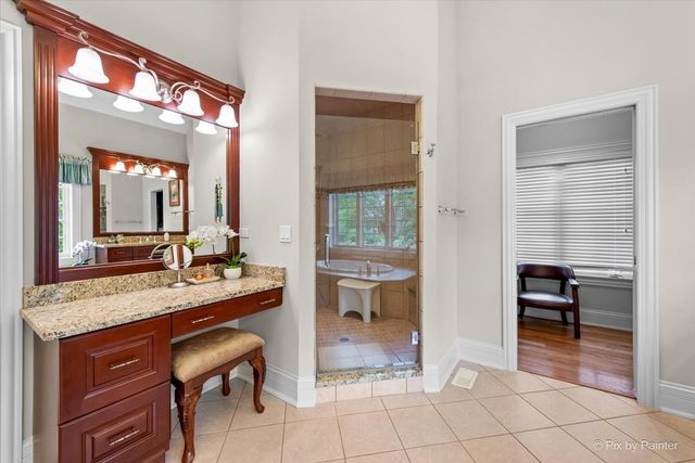 36W535 Hunters Gate Road, St. Charles, IL 60175