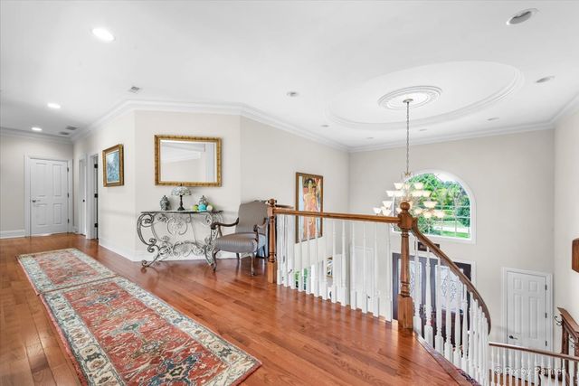 36W535 Hunters Gate Road, St. Charles, IL 60175