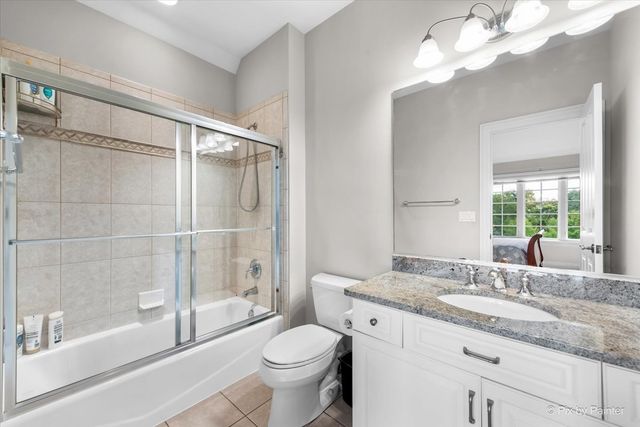 36W535 Hunters Gate Road, St. Charles, IL 60175