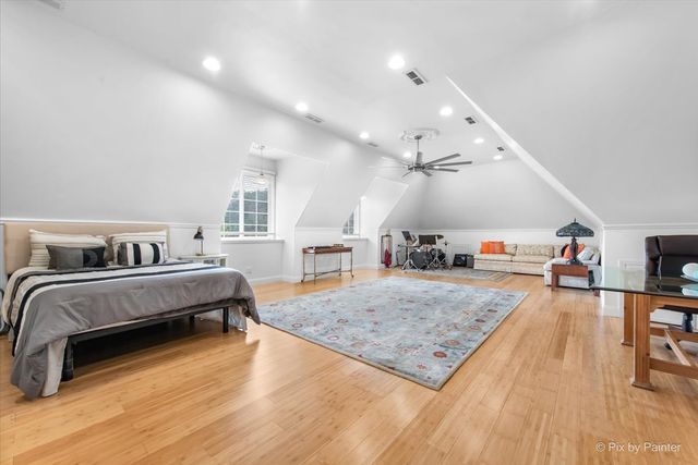 36W535 Hunters Gate Road, St. Charles, IL 60175