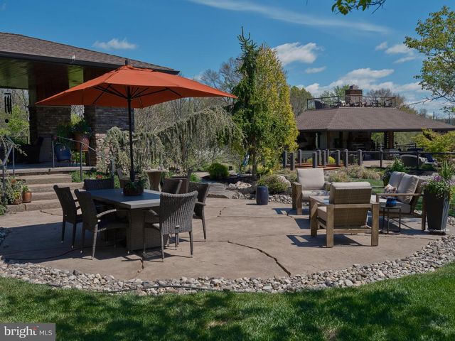 48 STREET RD, New Hope, PA 18938