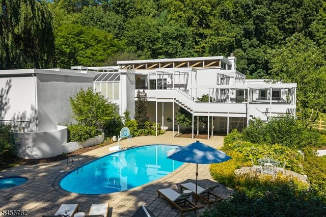297 Hardscrabble Rd, Bernardsville Boro, NJ 07924