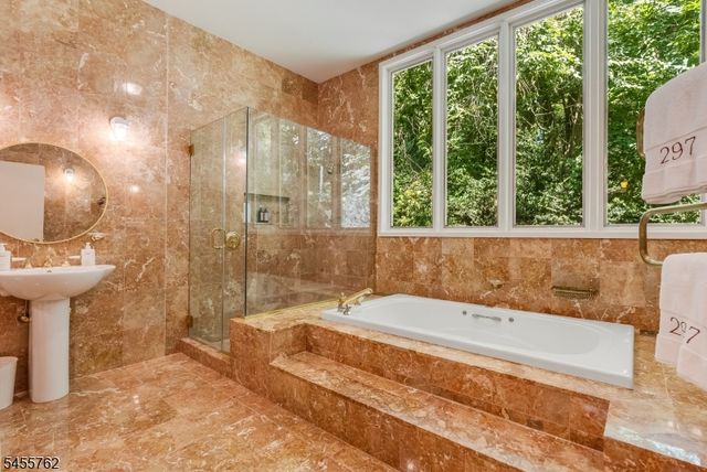 297 Hardscrabble Rd, Bernardsville Boro, NJ 07924