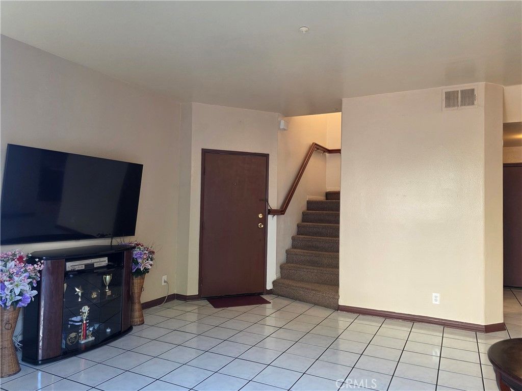 1265 S Neveen, Anaheim, CA 92804 — photo 4