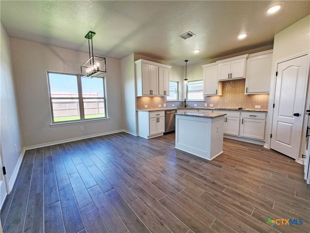 630 Eagle Crest Drive, Salado, TX 76571