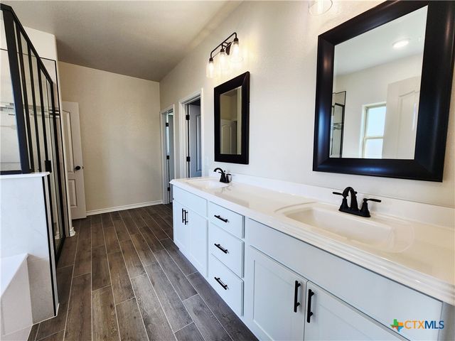 630 Eagle Crest Drive, Salado, TX 76571