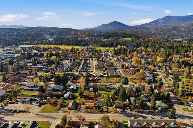 513 N Division Ave, Sandpoint, ID 83864