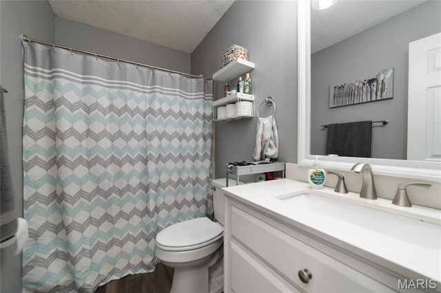 1156 Carrington Drive, St Peters, MO 63376