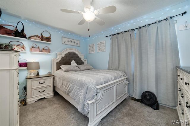 1156 Carrington Drive, St Peters, MO 63376